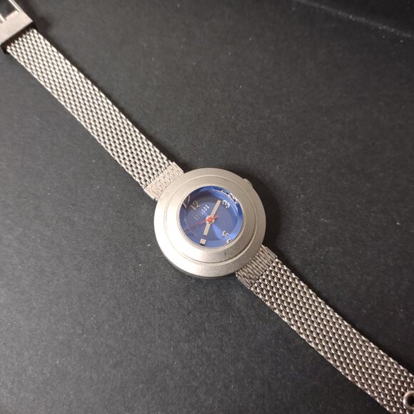 Blue And Silver Tone Episode Watch With Metal Band - Picture 12 of 12